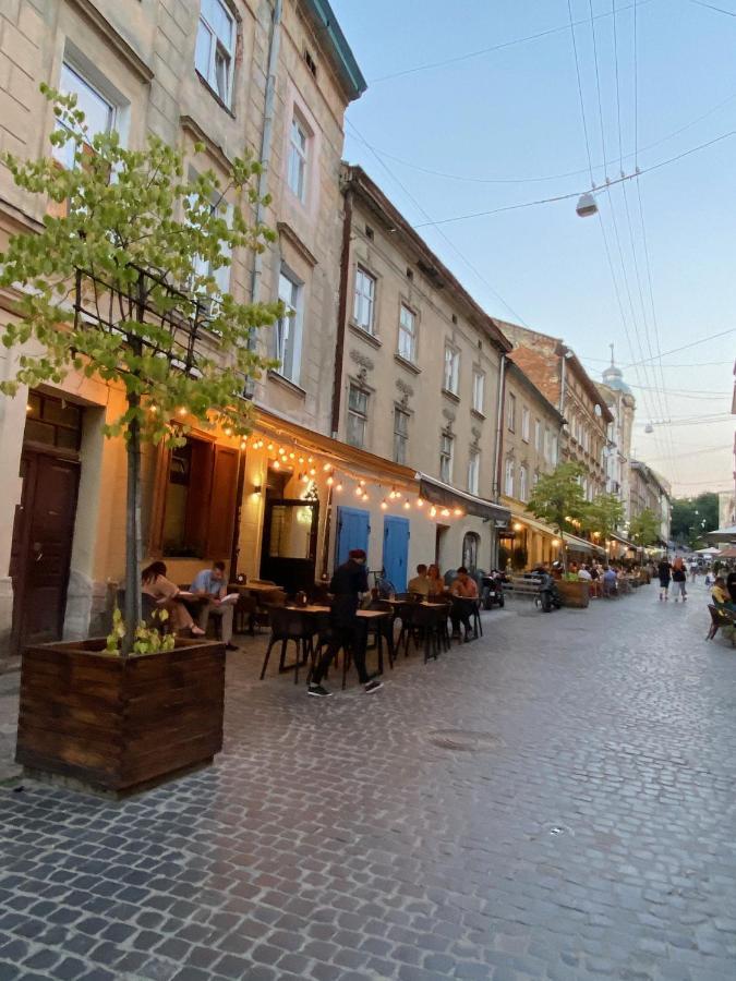 Квартира В Центрі На Вулиці Лесі Українка 19 Lviv Extérieur photo